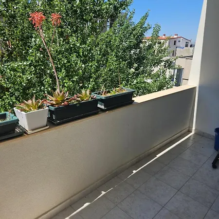 & Park View Apartment Tirana